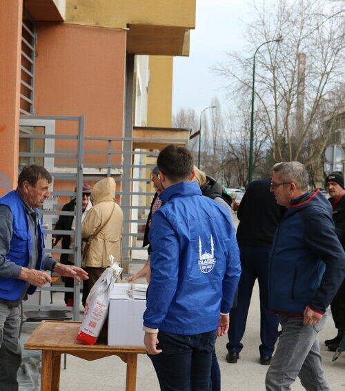 Distribution of Ramadan food packages for members of the association of "Civilian victims of the 1992-1995 war" in Sarajevo. Islamic Relief Bosnia will distribute food packages for about 300 families who were wounded in the war as civilian victims and are in a state of social assistance. 